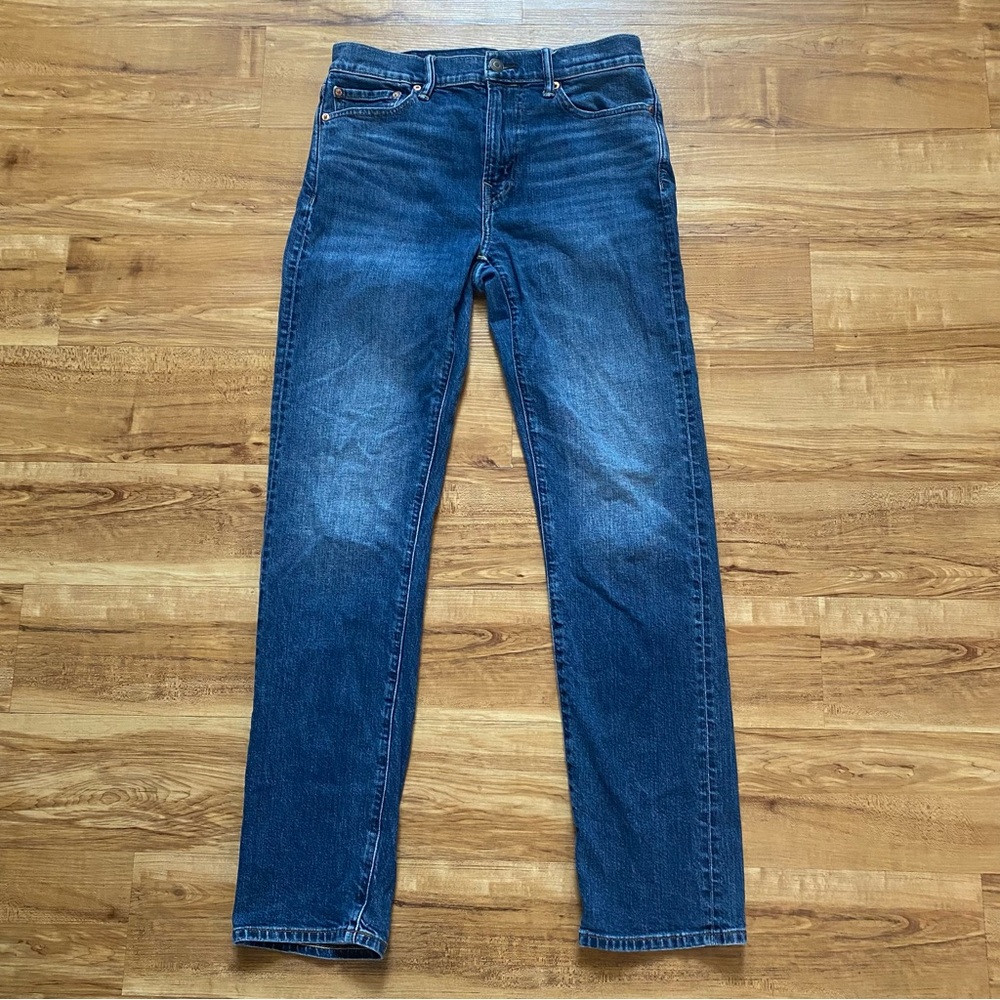 AEO Men’s 30x34 Original Straight Leg Denim Real Good Flex Jeans Medium Wash